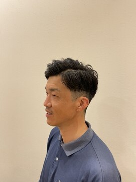 ヒカ ヘアーデザイン(Hika hair design) ツーブロック×ビジカジ