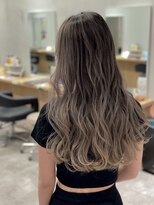 アヴァンス 京橋店(AVANCE)&nbsp;根本暗め！立体的エアータッチバレイヤージュ@京橋