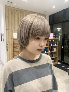 アテナ 六本松店(ATENA) マッシュウルフ ホワイトベージュ