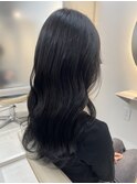 20代 上品な韓国風暗髪ロングヘアー