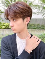 ロンドカスティーヨ 四日市(Lond castillo)&nbsp;カルマパーマで毛流れのあるセンターパートが旬