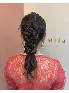 ミラ(Mila) 編みおろしポニー♪リボンアレンジ♪ 結婚式二次会お呼ばれヘア