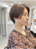 大人可愛い20代30代40代黒髪前下がりショートボブ丸みショート◎