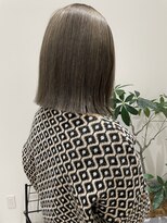 ジーナ 福岡天神(Zina) *オリーブベージュで明るめカラーを*赤みを消す魔法のカラー