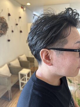 ルシード スタイル レクラ 栄生店(L'UCIDO STYLE L'eclat) 地毛ハイライト