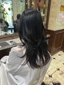 スリー(three) レイヤーカット