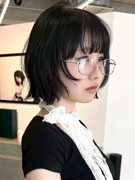 ノード(NODE) 栄くびれ巻き透明感ショートヘアスタイル