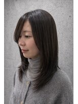 テラ(terra)&nbsp;【20代30代】透明感グレージュ×うる艶ストレートレイヤー