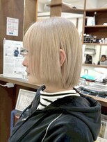 シティー バイ ラック(CITY by LUCK) ホワイトベージュ/本八幡/ブリーチ/ハイライト/デザインカラー