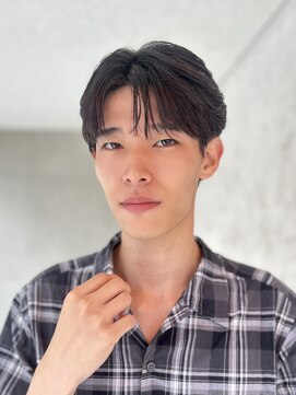ソレアメンズ(solea men's) この夏大人気！ショートセンターパート