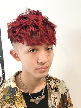 メリケンバーバーショップ コウベ(MERICAN BARBERSHOP KOBE) 束感スパイキーショートマッシュツーブロックネープレスレッド