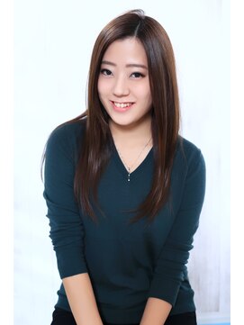 フィールエー レキシントンプラザ店(feel.a) ロングヘアを魅せる！ナチュラルストレートヘア