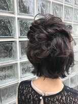 プレゼンス ネイヴィ(PRESENCE NAVY) ミディアム/ヘアセット/ダークアッシュ/シニヨン
