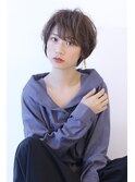 ローライトアッシュブラウン大人かわいい小顔ワンサイドショート