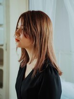 ヘアアンドリラクゼーション シャッセ(Hair&Relaxation SASE)&nbsp;外ハネセンターパート