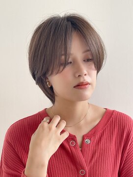 イヴォークトーキョーオーサカ(EVOKE TOKYO osaka) くびれ×抜け感ショート