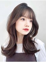 ティア(Tia.) ミディアム/グレージュ/韓国風/髪質改善トリートメント/縮毛矯正