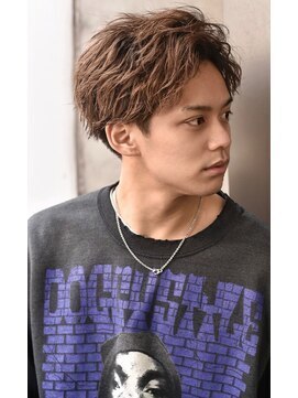 リップス レイ ギンザ(LIPPS Ray GINZA) ツイストスパイラルかきあげ @lipps_satoshuhei