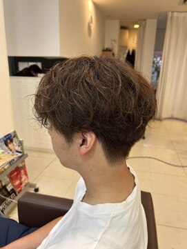 アクエアーフォンテ(aquair fonte) メンズ/刈り上げ/ゆるパーマ/30代40代/パーマ