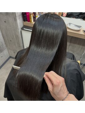 アリアバイエクラート 新宿南口店(ARiA by ECLART) スピエラ縮毛矯正