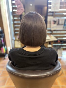 切りっぱなしボブ