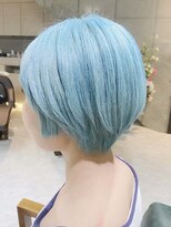 デイズ(days)&nbsp;水色ホワイトブルーアッシュ/丸みショートボブ