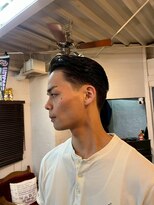 ビーバイエイトジェンツ(Bee by EIGHT GENTS)&nbsp;MEN’S HAIR/サーフカール/刈り上げセンターパート/心斎橋