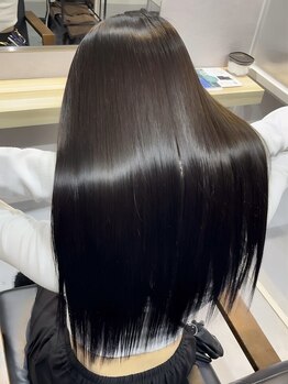 ヘアデザイン ゴドバン(Hair Design Gdobant)の写真/思わず触れたくなる艶髪へ導く髪質改善トリートメント