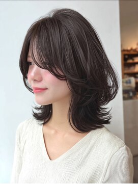 ネオリーブ チロル 横浜西口店(Neolive CiroL.) 大人可愛いミディアムくびれレイヤー 【横浜】