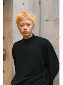 抜きっぱなしベリショ　ブリーチカラー　刈り上げないショート