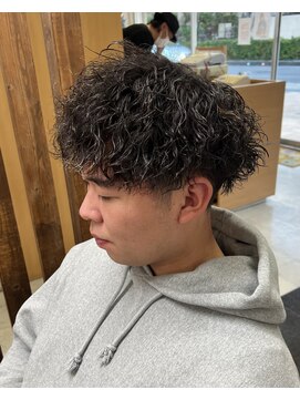 サラ HAIR&MAKE SALA 相模大塚店 ツイストスパイラル（スパイラル強め）