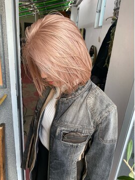 フィン(fin,) fin,/ブリーチ/パーマ/ハイトーン/ダブルカラー/インナーカラー