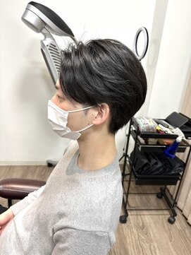 サロンド シルエット(SALON DE SILHOUETTE) センターパート