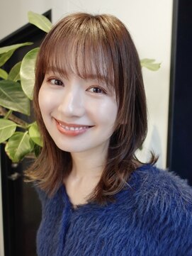 ノイ(noi) 顔周りレイヤーカットくびれヘアミルクティーベージュカラー