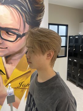 ステージ(STAGE) ダウンパーマ　ニュアンスパーマ　センターパート