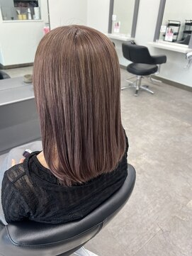 ガルボヘアー 桟橋店(garbo hair) ミルクティーグレージュ　艶髪　ケアブリーチ　トリートメント