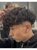 スペインカール　ツイストスパイラル眉カットメンズパーマ