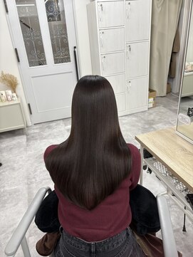 アウラ 近鉄八尾駅前店(Aura) ナチュラル艶ストレート