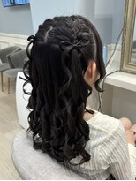 アリエス 渋谷駅東口店(Aries)&nbsp;髪リボンの編み込みハーフツイン