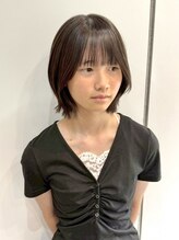 イチエ(ICHIE)&nbsp;10代 20代 レイヤーボブ 顔周りレイヤー 外ハネボブ