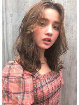 リマ(RIMA) 【RIMA】 外国人風☆クセ毛風なラフカール×こなれセミディ