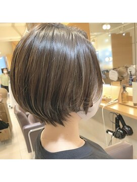 アミューズ(amu se) 頭の形が綺麗に見えるショートカット　amu★se 代々木