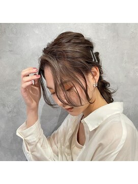 ブレス 横浜(bless) 透け感＊ミディアムアレンジ　【bless横浜】