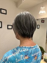 エクリ シセイドウ 麻布十番店(equri×SHISEIDO)&nbsp;【麻布十番】オーガニックグレイヘアーのミセスショート