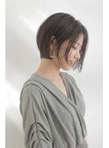 顔が小さくなるミニマムショートボブ