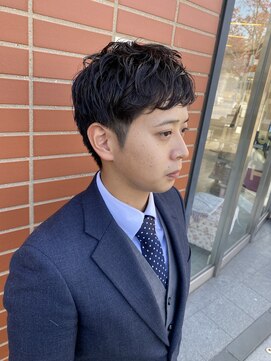 コワファースト 大分(COIFF1RST) スーツにお勧め、メンズスッキリショート