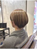 白髪ぼかしハイライト×ショート