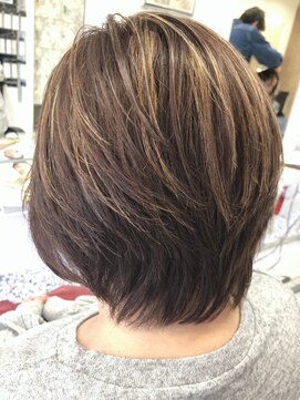 ヘアーデザインムーヴ(Hair design MOVE) 白髪ぼかしハイライト