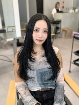 シェス 梅田茶屋町(shes) レイヤーカット/アリサ