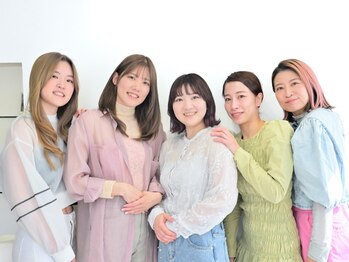 スペイディック 中目黒(SPADIC)の写真/在籍スタッフは全員女性＊女性ならではの視点でお客様のキレイをお手伝い。個室やVIPルームも有り◎